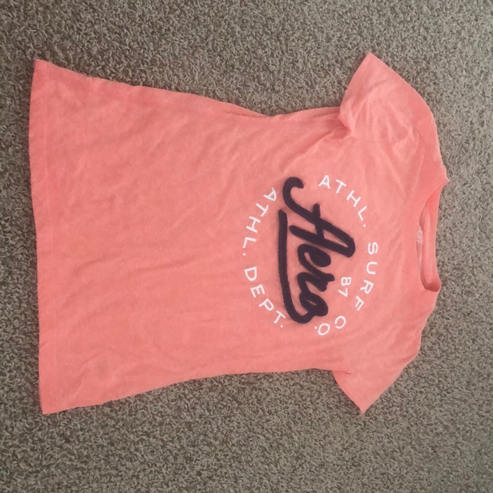 Small fits a youth size to a small women